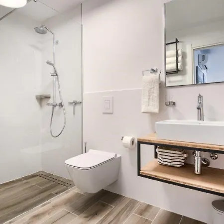 Feriehus Exklusive Mit Privatem Pool 50 Meter Zum Pjescana Uvala