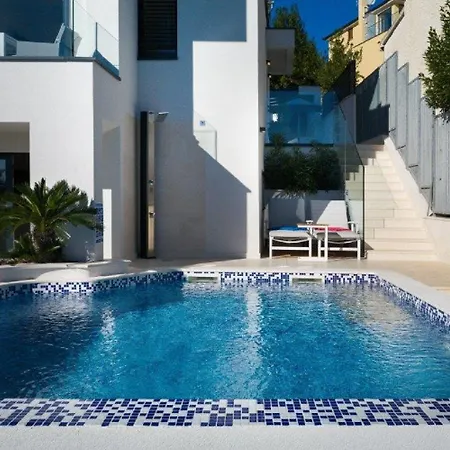 Exklusive Mit Privatem Pool 50 Meter Zum Feriehus